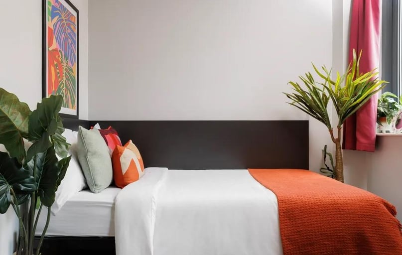 Clarence Road, Clarence Dock, Leeds - Image 1